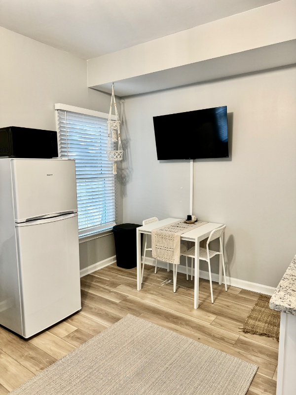 4483 Ocean View Ave - Photo 5 of 11