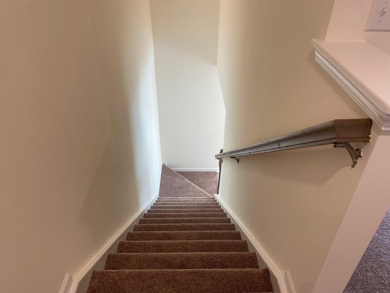 2621 Aubrey St - Photo 5 of 13