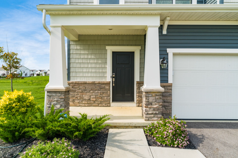 3774 Shoal Way - Photo 4 of 37