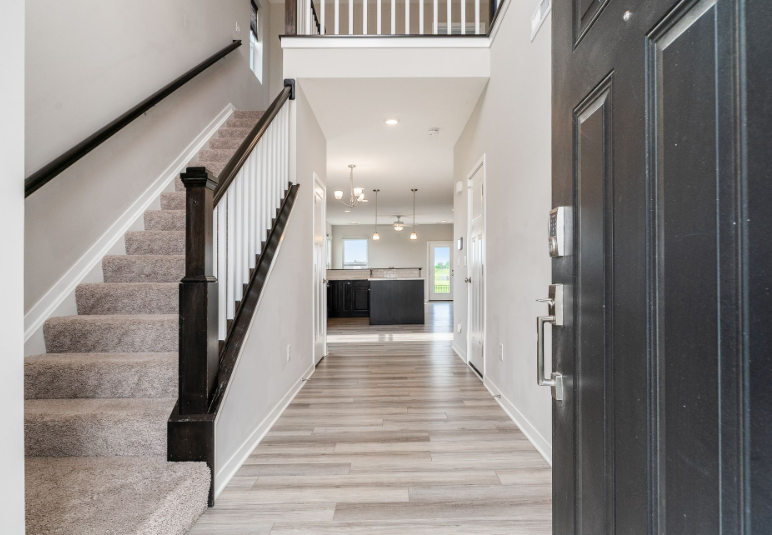 3774 Shoal Way - Photo 5 of 37