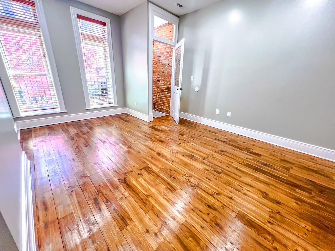 426 Mosher St - Photo 4 of 20