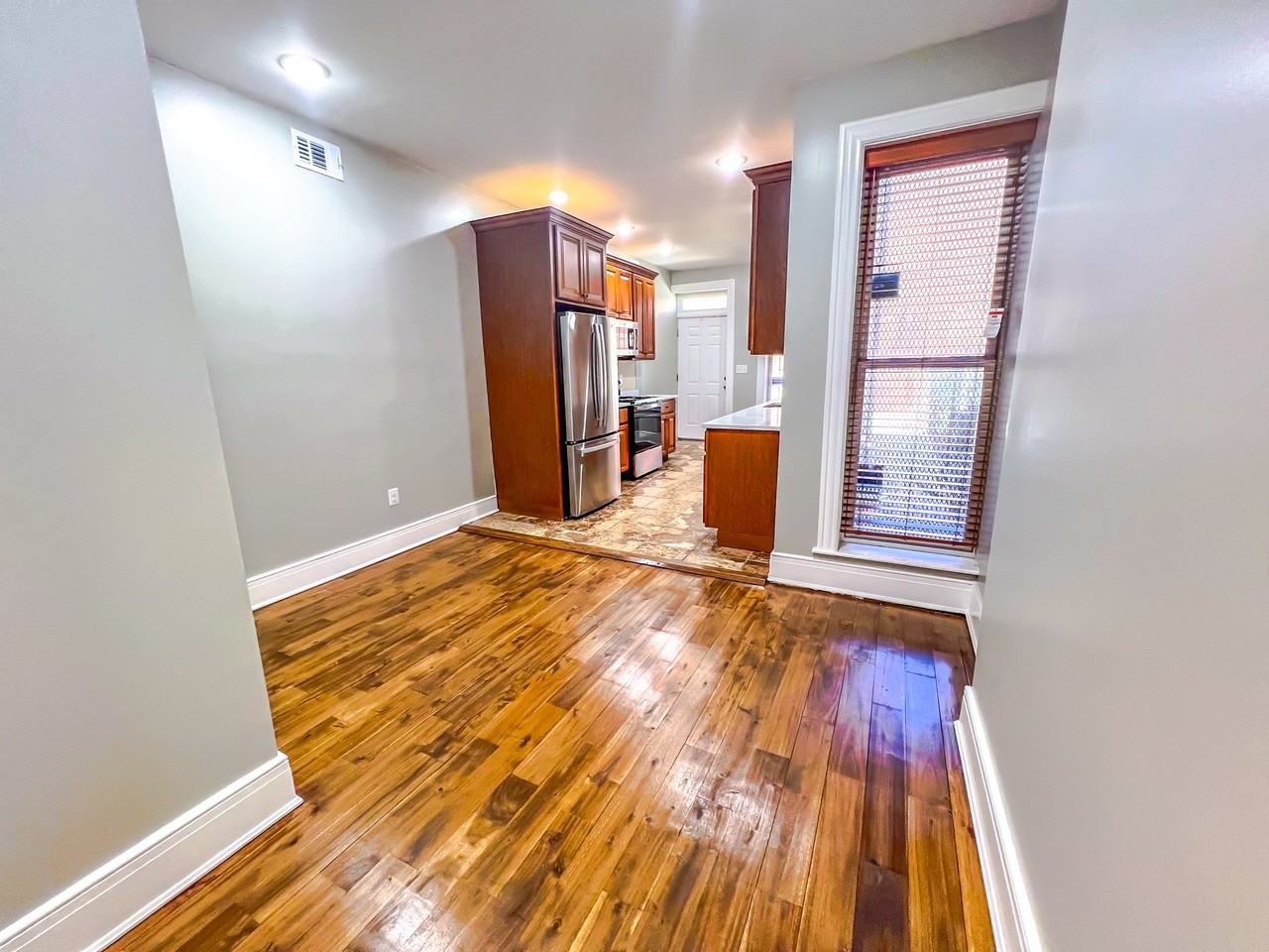 426 Mosher St - Photo 6 of 20