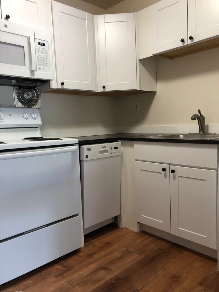 3602 Ne 73rd Pl #4 - Photo 4 of 12