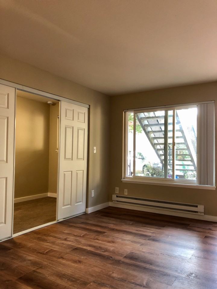 3602 Ne 73rd Pl #4 - Photo 6 of 12