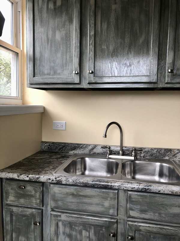 1638 S 50th Ave #2F - Photo 2 of 3