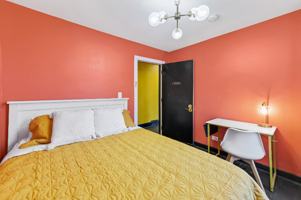 featured image of 115 Nippersink Rd #204