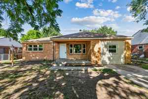 featured image of 2807 S Pattie St
