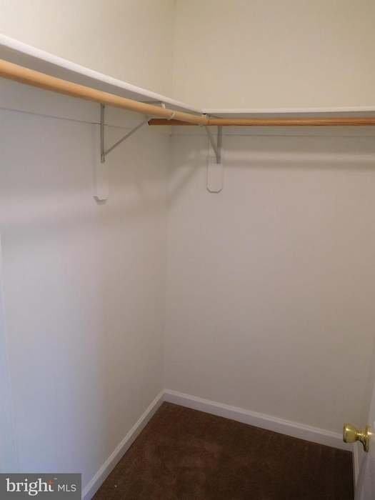 5634 Crestwood Ct - Photo 3 of 11