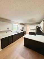 1556 Beachview Dr - Photo 1 of 1