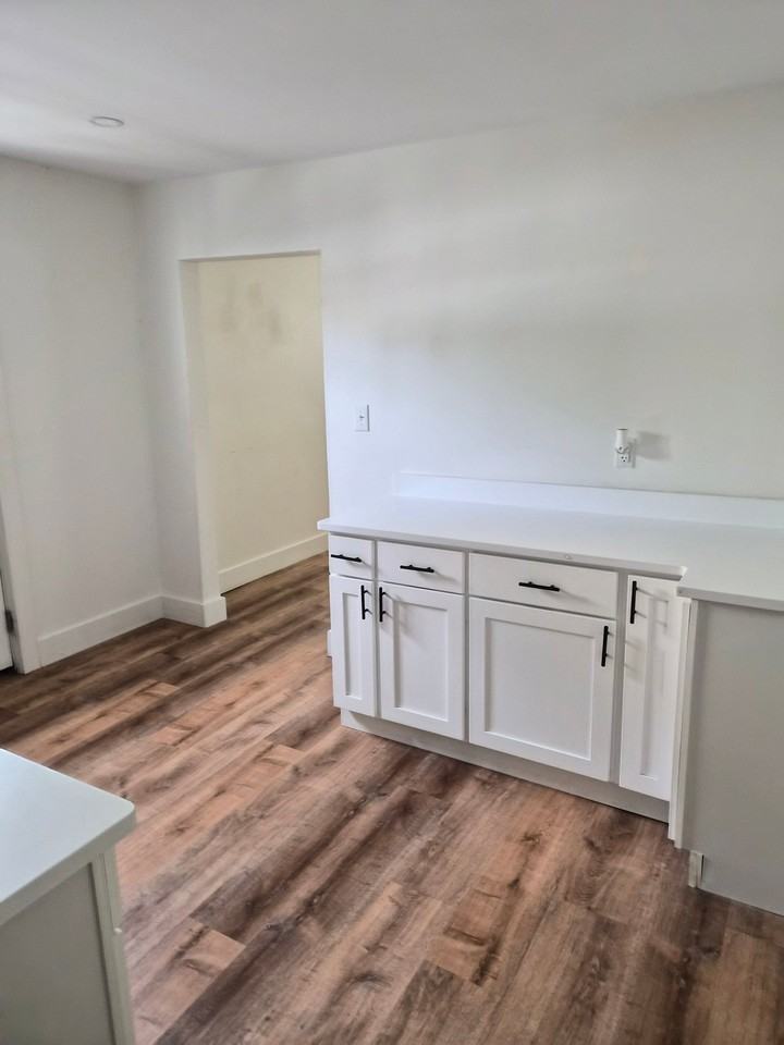 263 Acushnet Ave #1E - Photo 2 of 5
