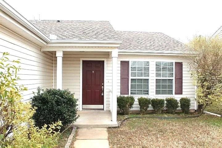 1804 Nw 145th St - Photo 2 of 8