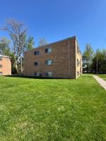 featured image of 910 8th St S #10