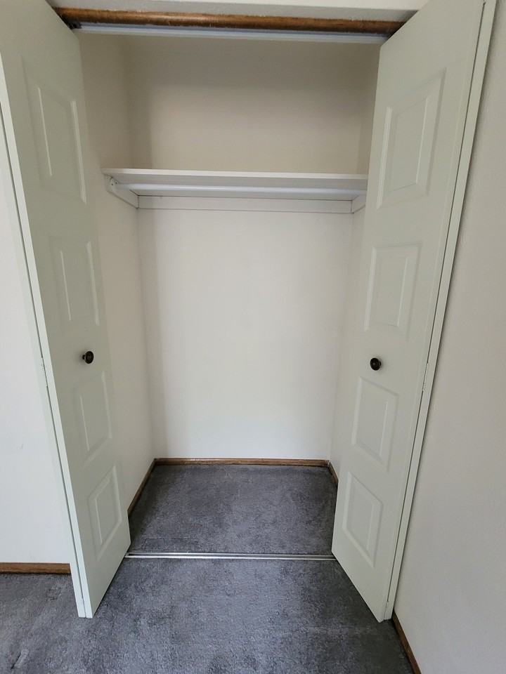 14333 E Warren Pl - Photo 4 of 12
