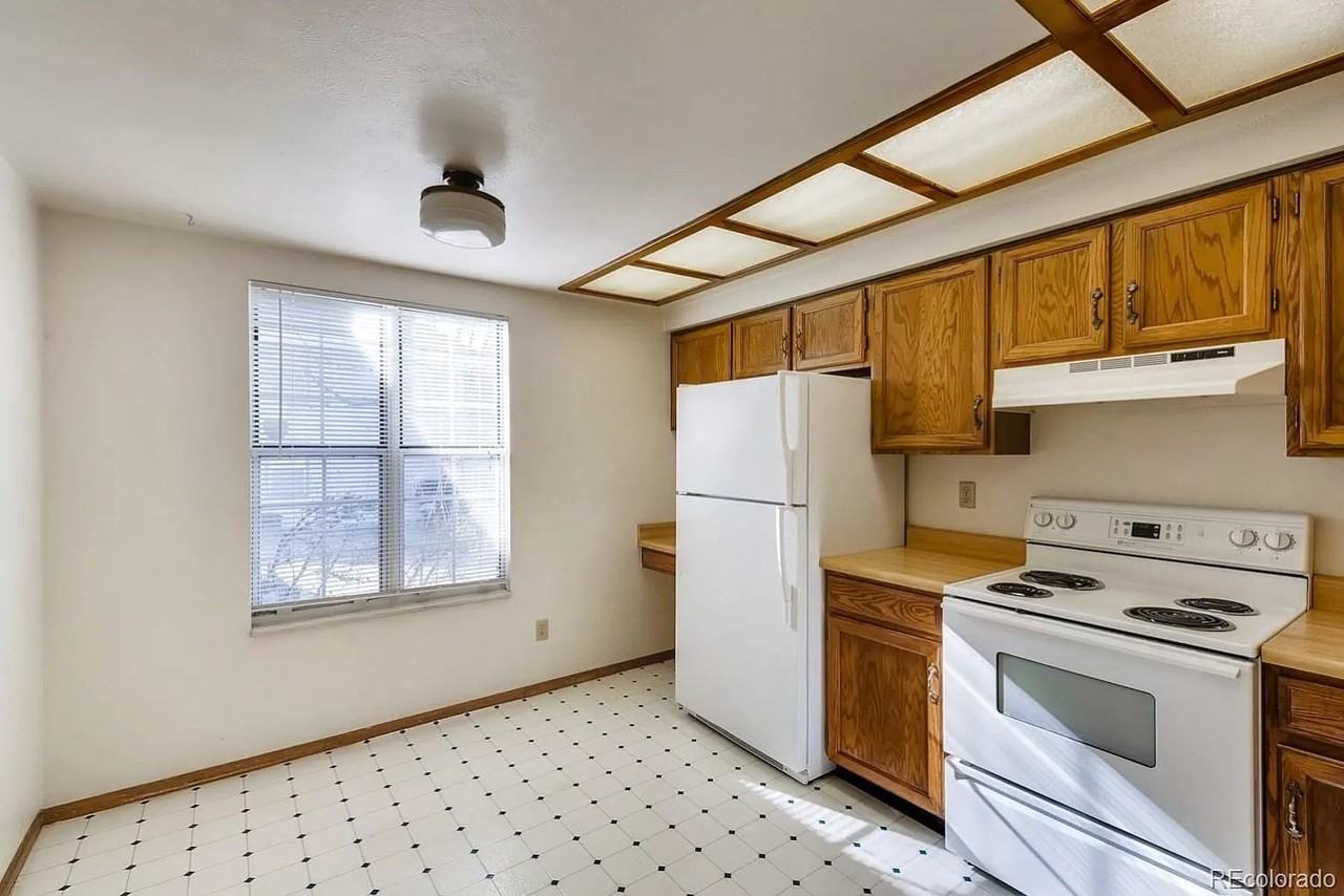 14333 E Warren Pl - Photo 6 of 12