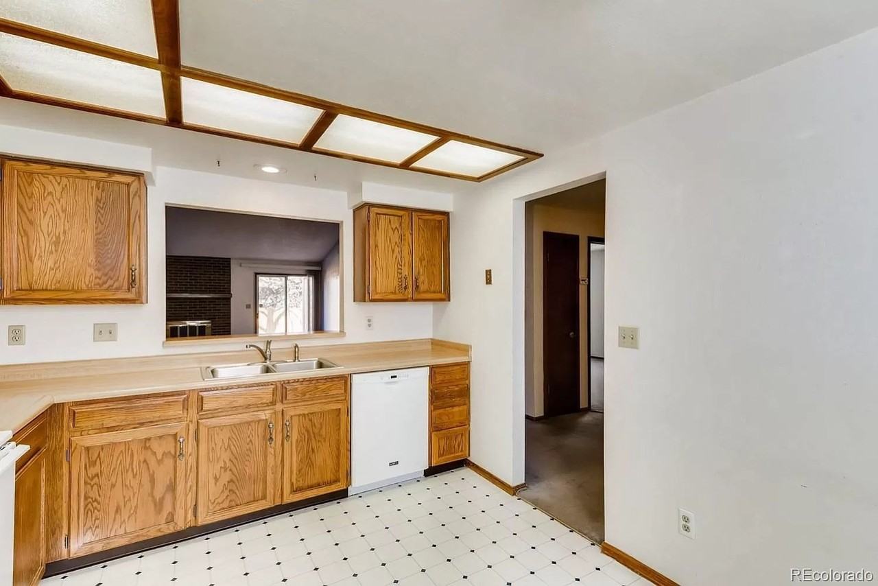 14333 E Warren Pl - Photo 7 of 18