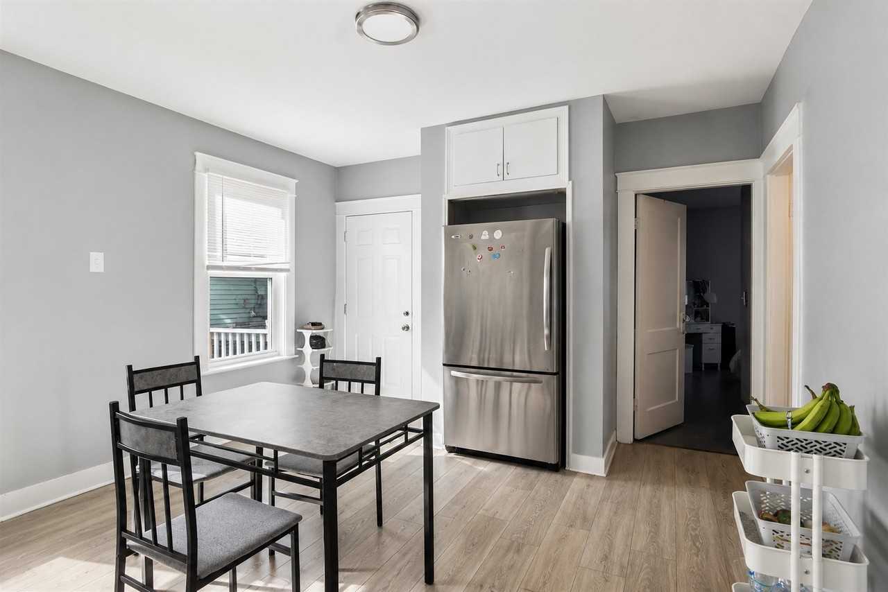 424 Cedar St #1stFL - Photo 2 of 10