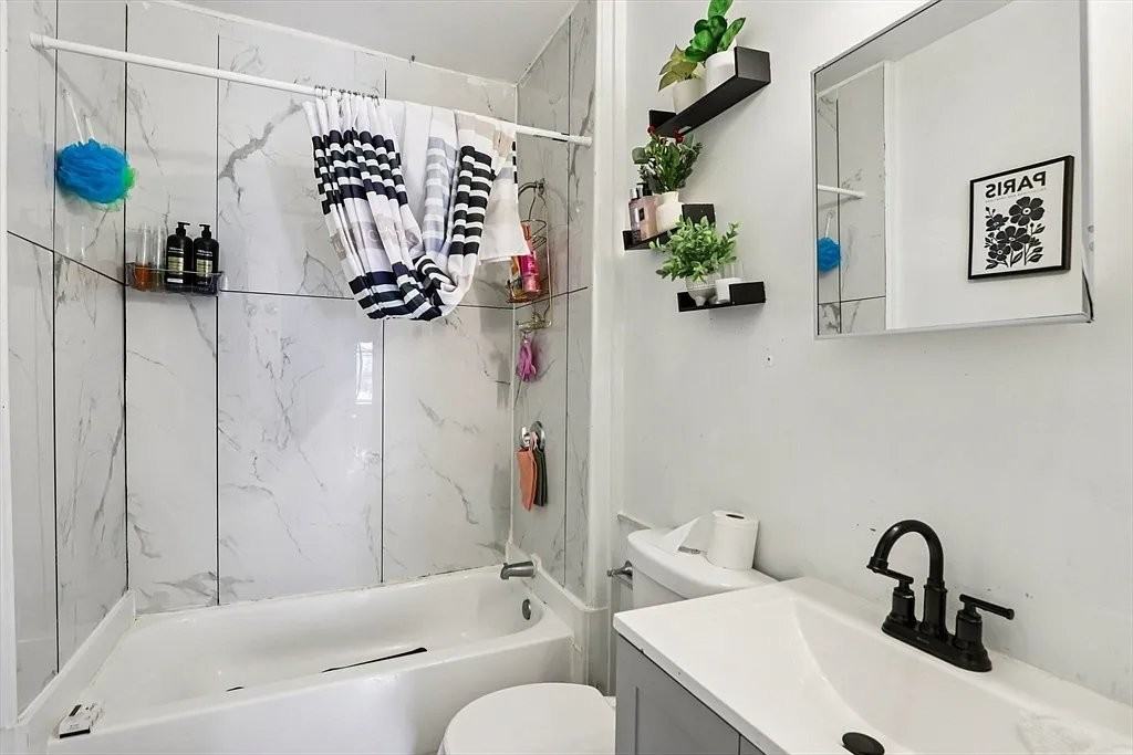 424 Cedar St #1stFL - Photo 7 of 10