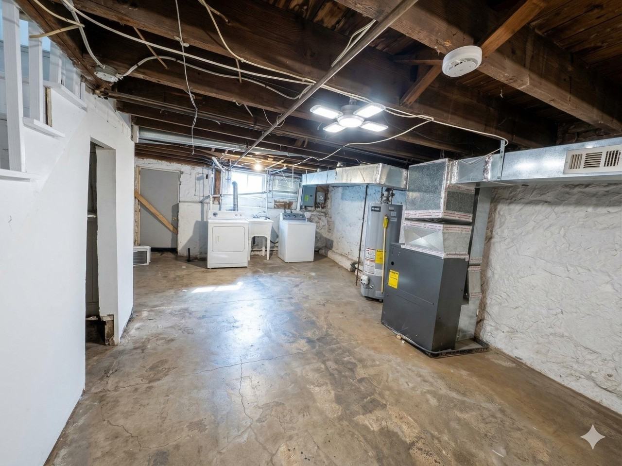 2518 Barclay St ##Md - Photo 3 of 3