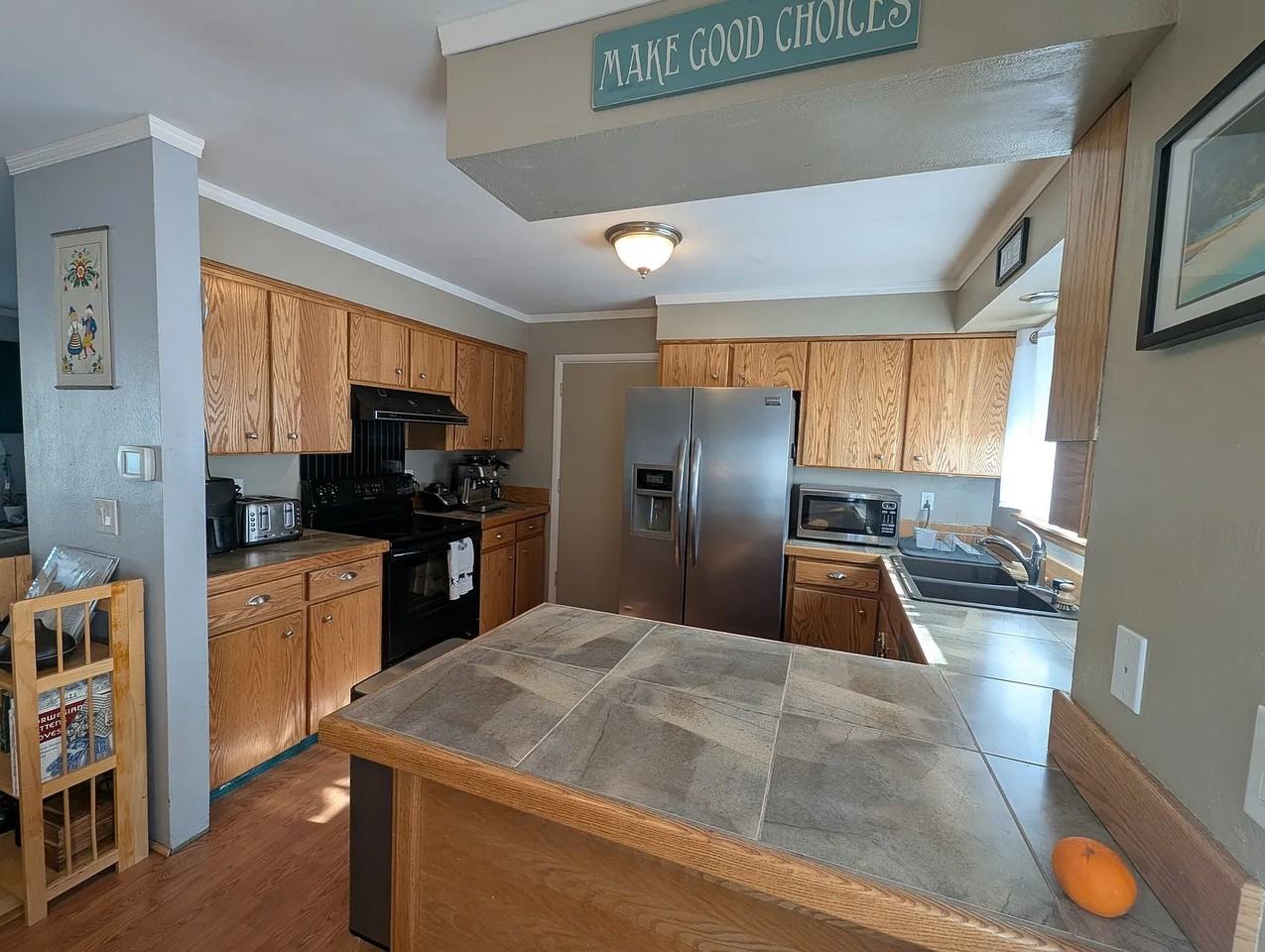 1011 Wedgewood Ave - Photo 4 of 19