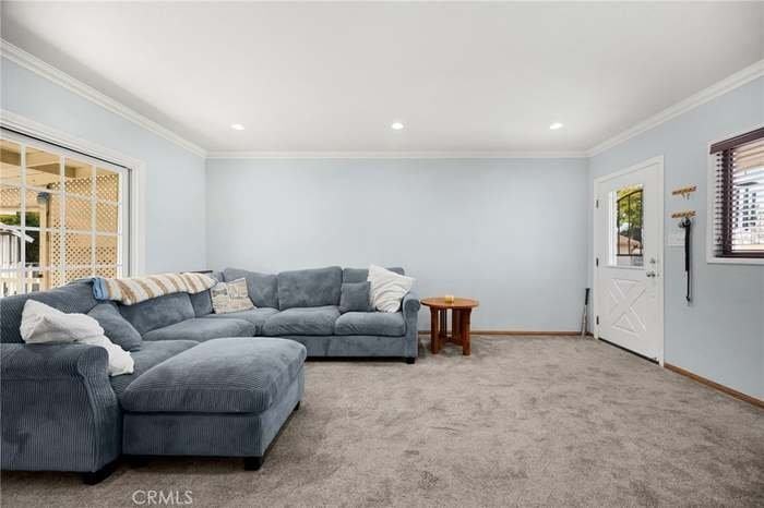 15814 Sharonhill Dr - Photo 2 of 16