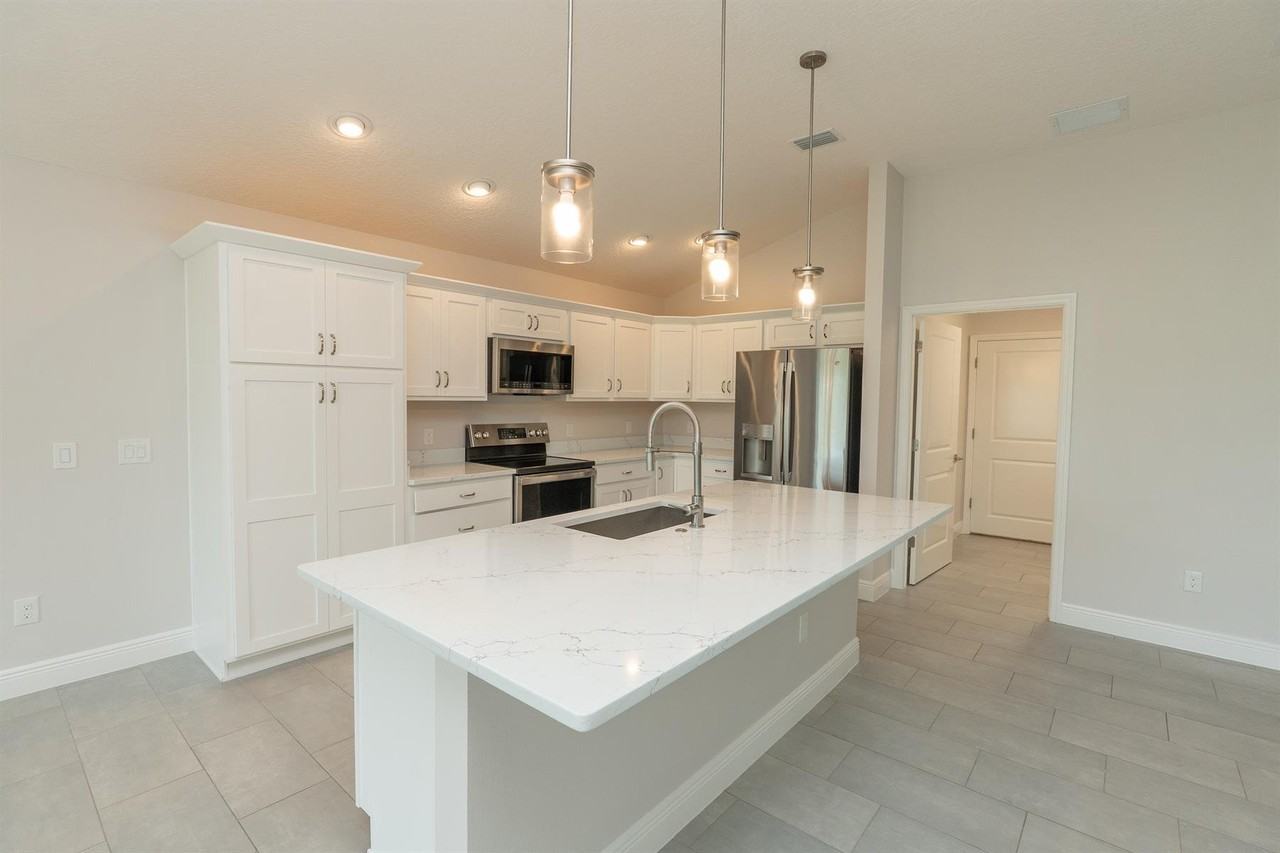 7356 Danford Pl - Photo 6 of 17