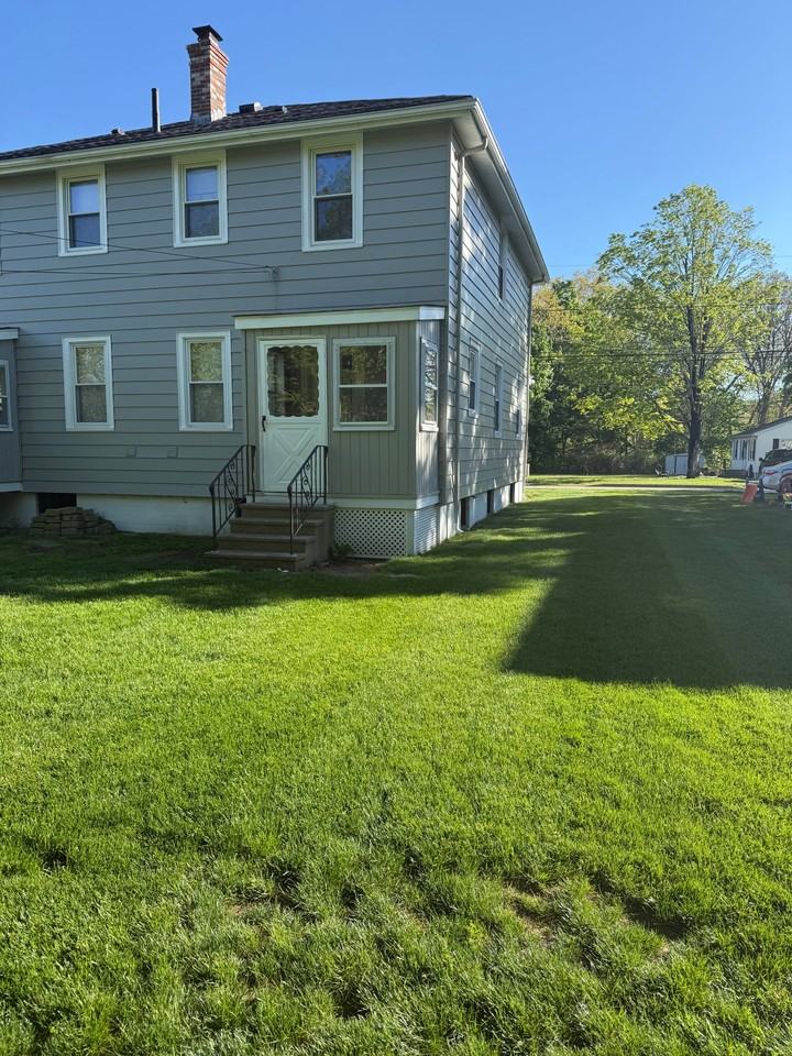 54 Litchfield Ave - Photo 2 of 11