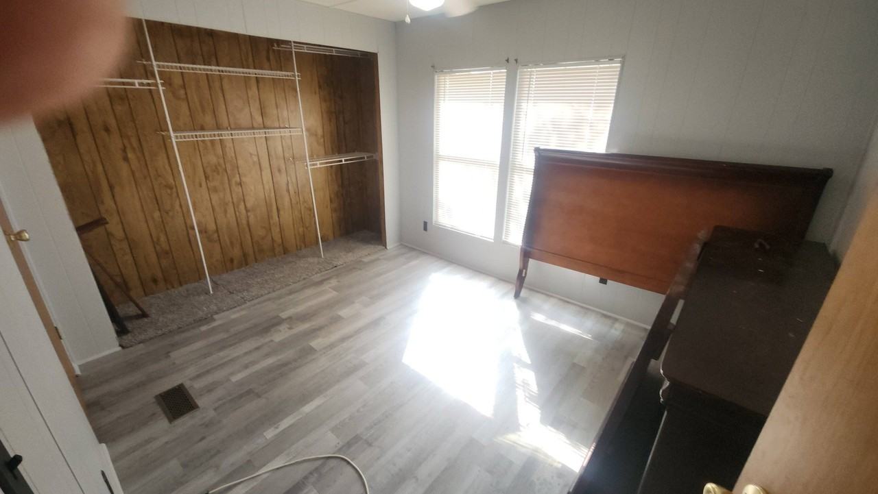 101 Powell Ln - Photo 6 of 13
