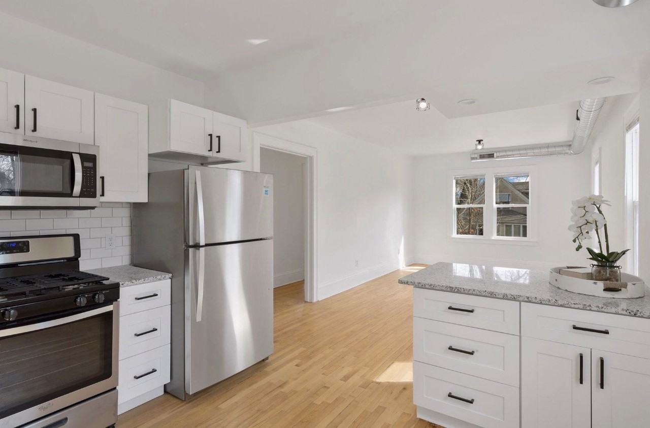 2550 Jefferson St Ne #3 - Photo 4 of 17