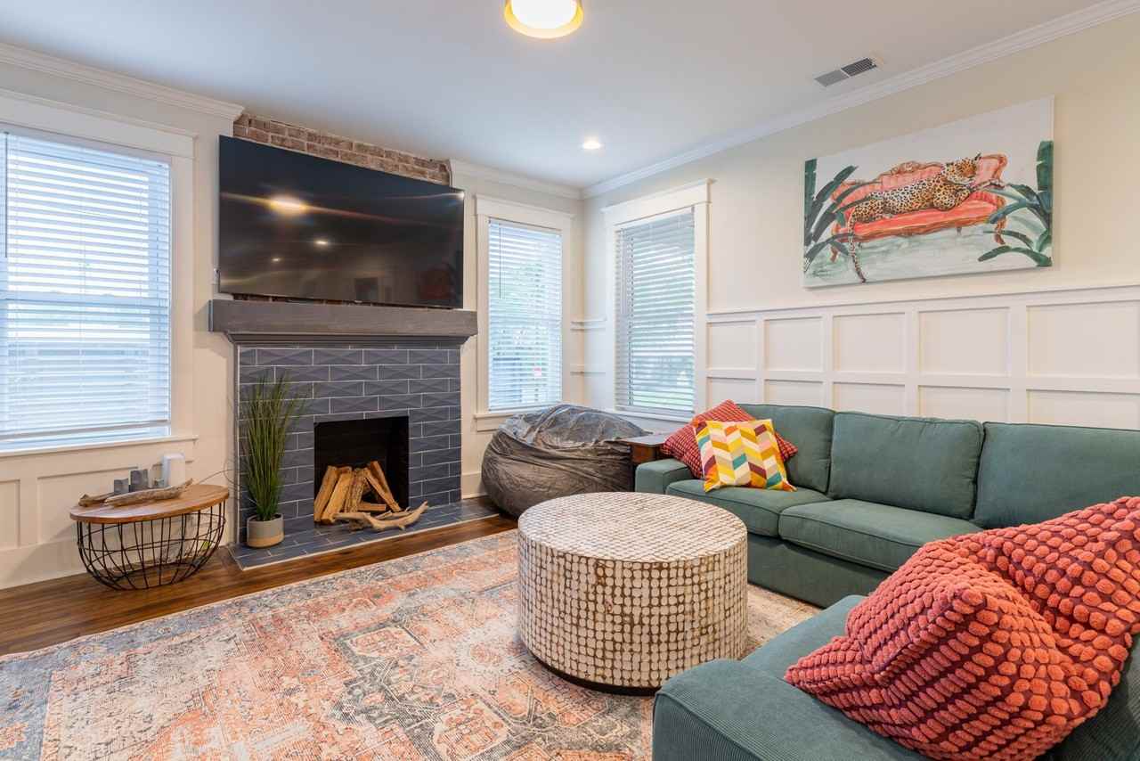 2118 Higbee Ave - Photo 2 of 12