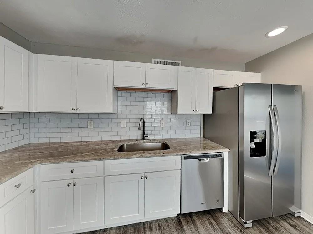 1717 Lewis Trl - Photo 3 of 11