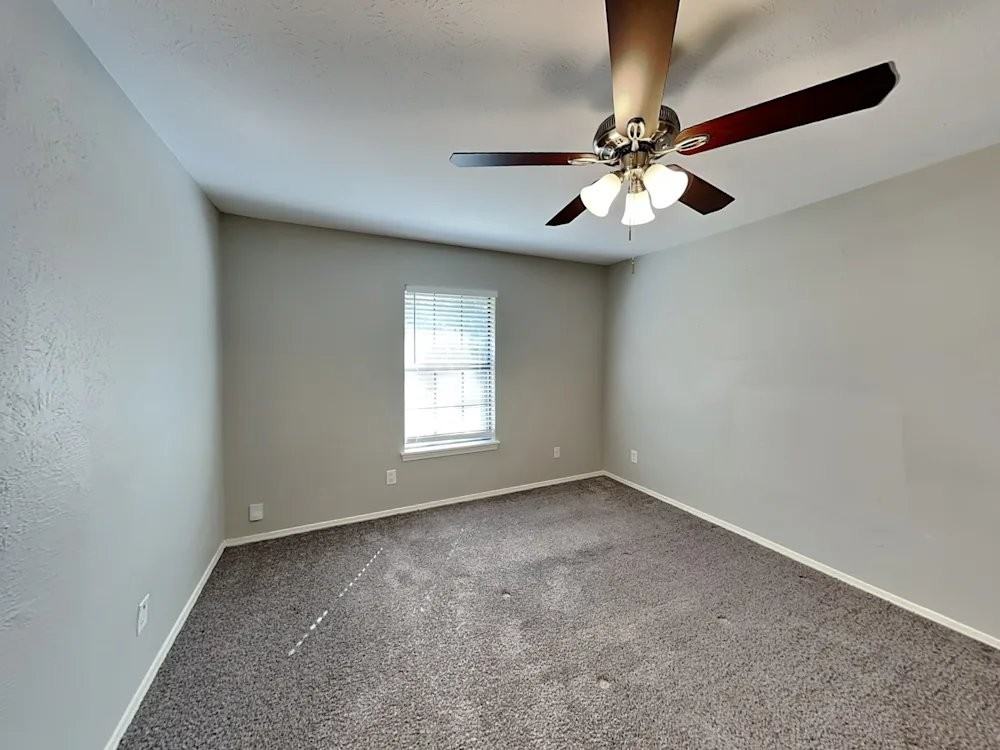 1717 Lewis Trl - Photo 4 of 11