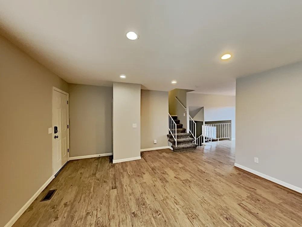 16534 E Wyoming Dr - Photo 4 of 13