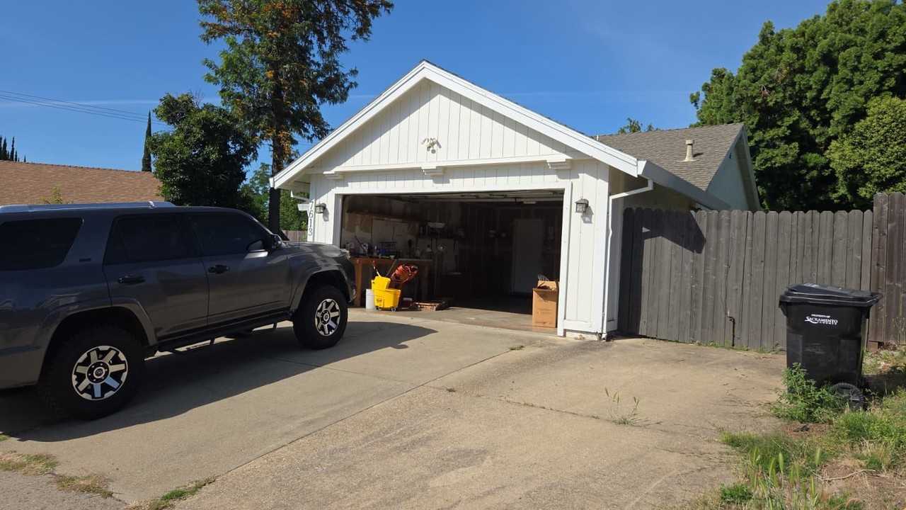 7613 Luzern Way - Photo 5 of 18