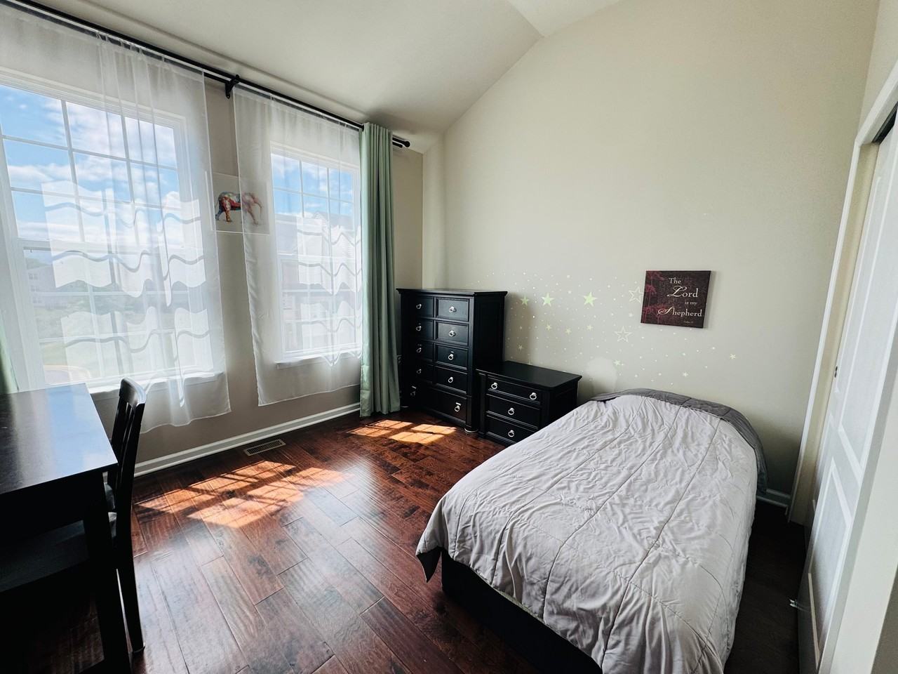23 Coulter Ln - Photo 2 of 3