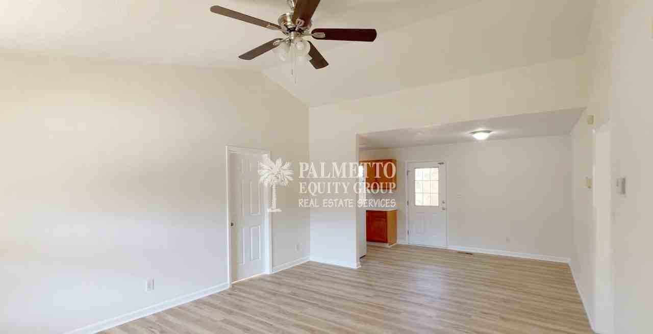 4806 Shady Pine Dr - Photo 2 of 15
