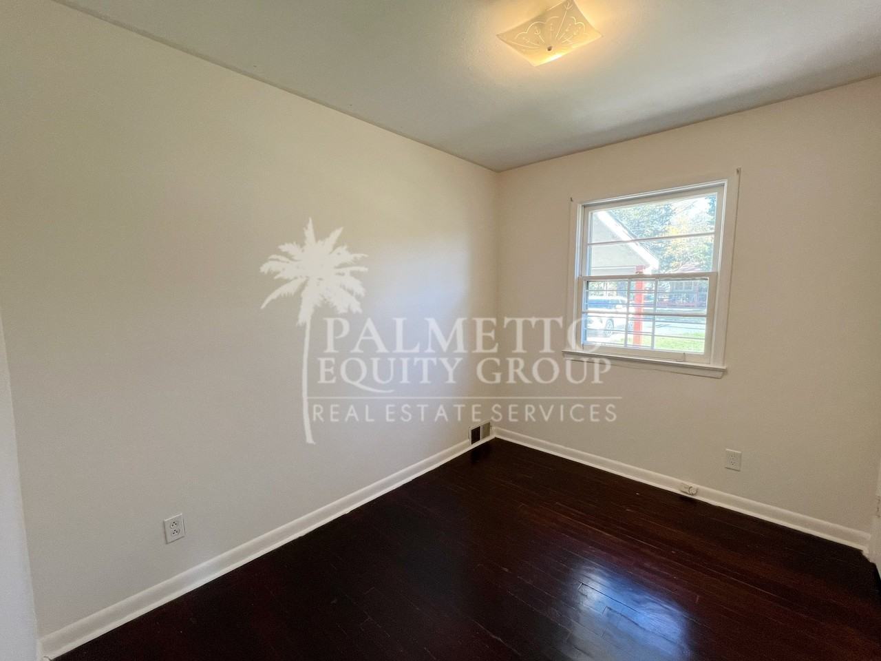 3615 Euclid St - Photo 6 of 16