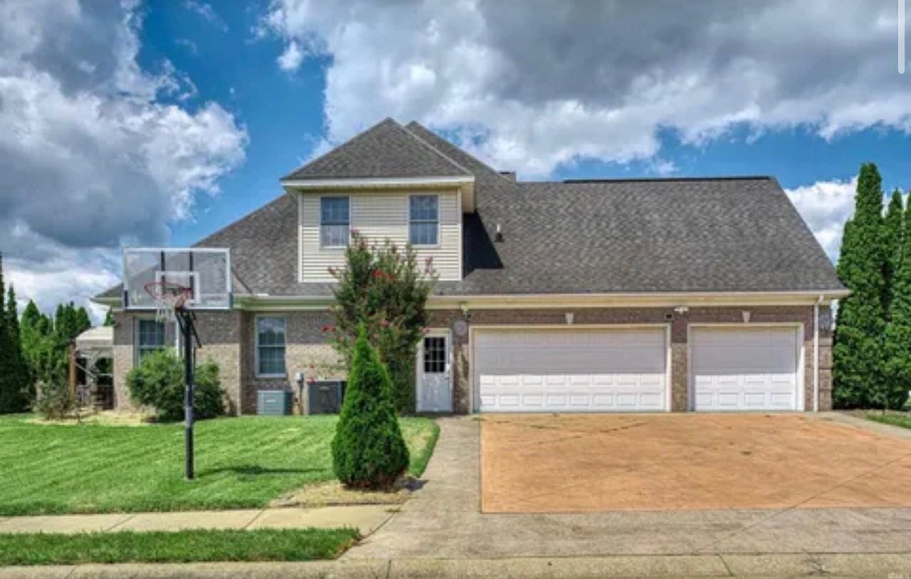 10630 Bernadette Dr - Photo 2 of 20