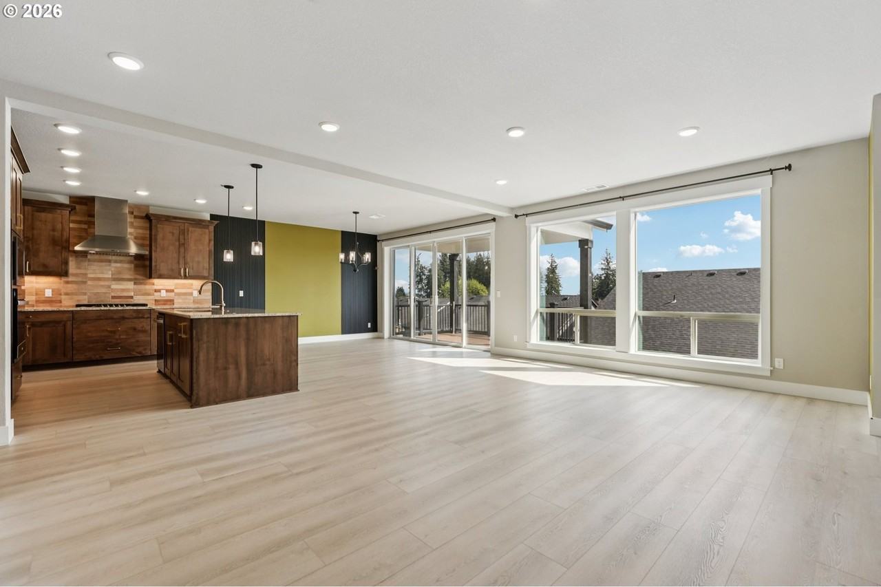 15154 Sw Flatcreek Ln #1 - Photo 4 of 16