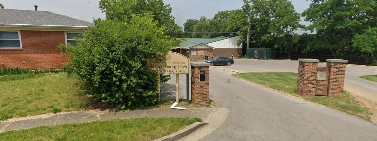1029 St Martins Ave - Photo 4 of 12