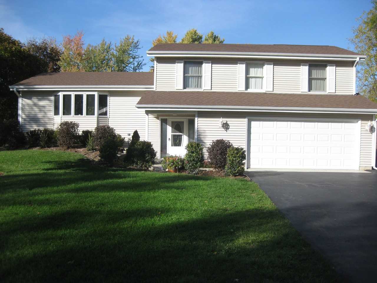 1104 Hayden Dr - Photo 2 of 14