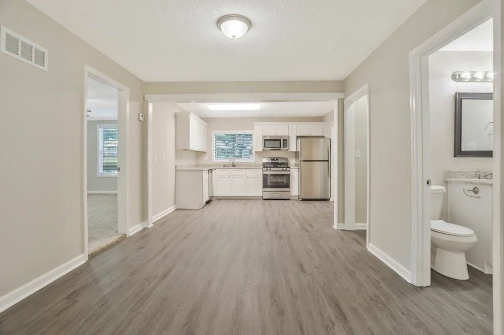 1818 Waldrep Cir Se - Photo 7 of 14