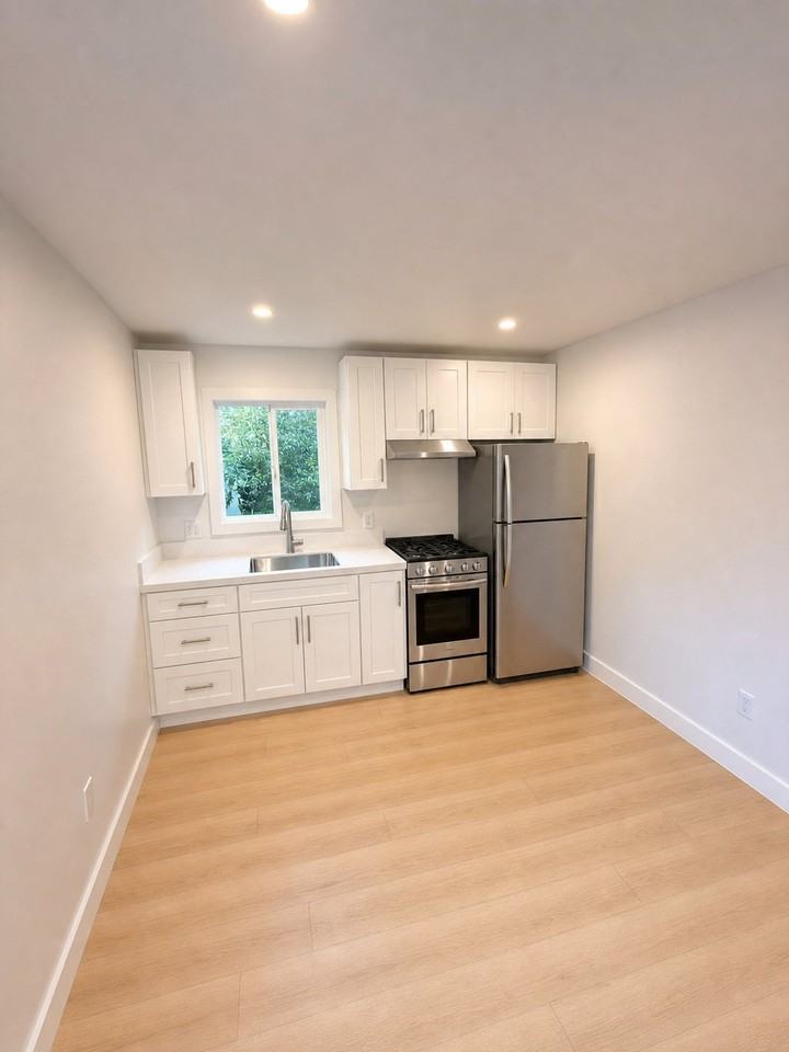 2610 Fulton St #2 - Photo 3 of 6