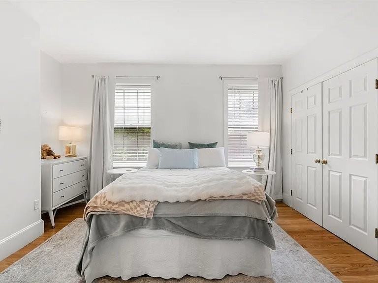 21 Hancock St #4 - Photo 4 of 17