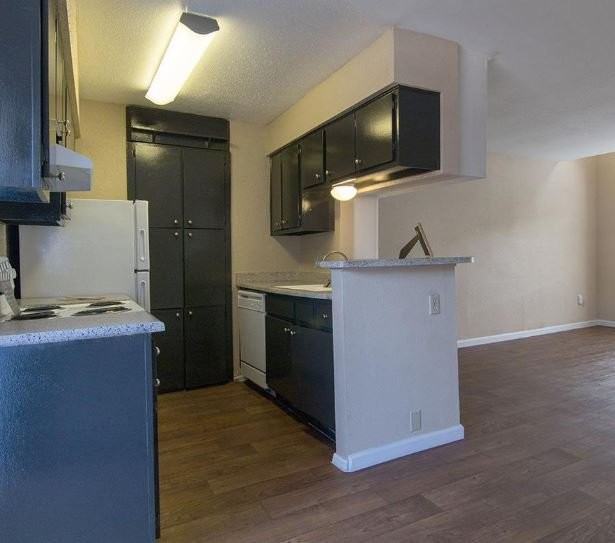 4800 Lamonte Ln #3613 - Photo 5 of 7
