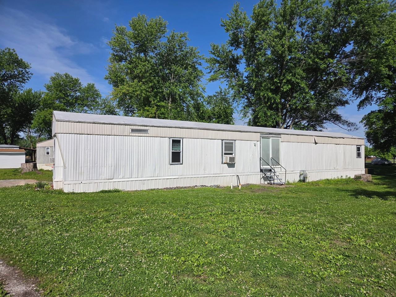 2900 Sand Rd #198 - Photo 2 of 17