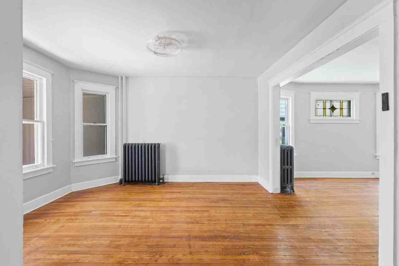 112 Winthrop Ave #1 - Photo 4 of 20