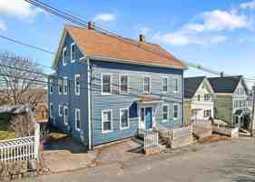 featured image of 23 Mount Vernon St #5