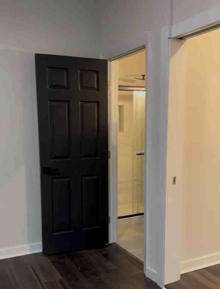 852 Custer St - Photo 7 of 8