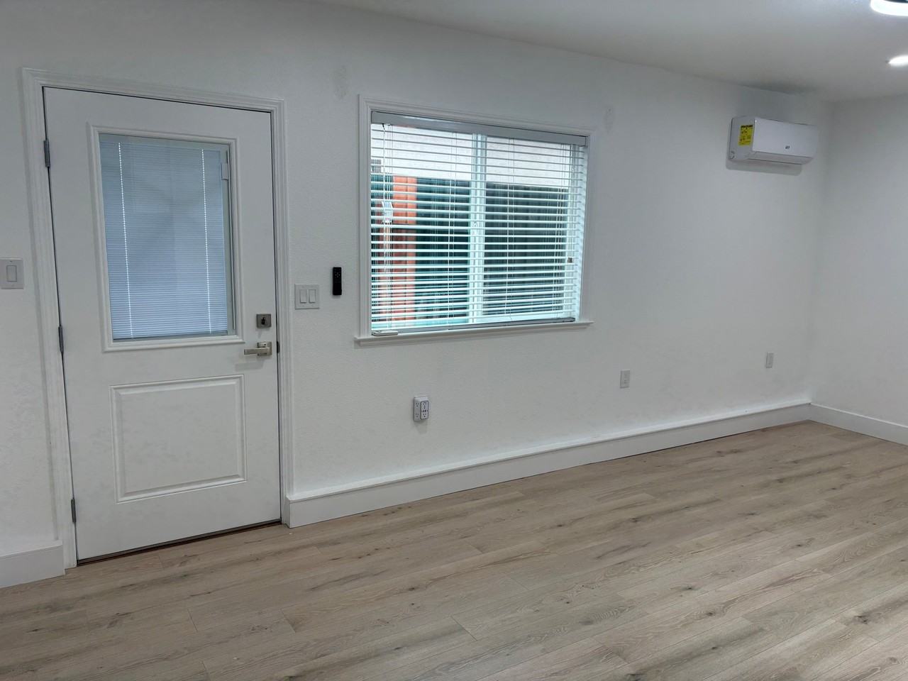2796 Entrada Cir - Photo 5 of 14