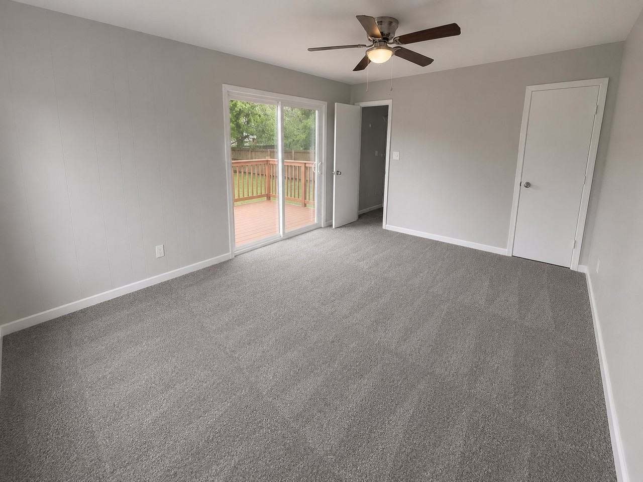 2303 N Cleveland St - Photo 5 of 7